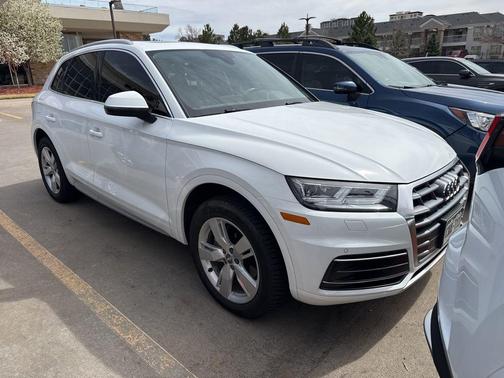 Ibis White 2019 Audi Q5 2.0T Premium Plus