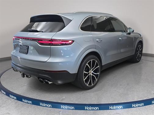 2022 Porsche Cayenne Cayenne