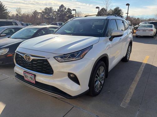 2020 Toyota Highlander Platinum
