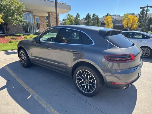 2015 Porsche Macan S