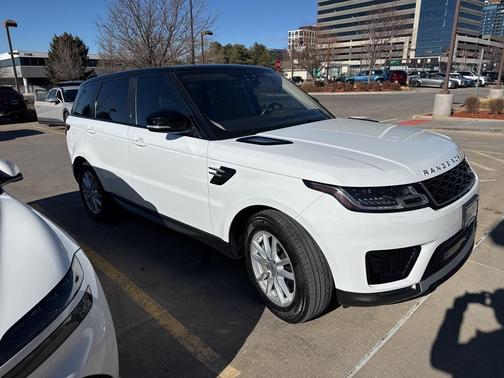 2020 Land Rover Range Rover Sport SE
