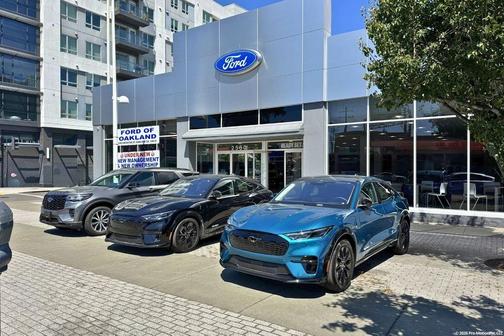 Agate Black Metallic 2021 Ford F-150 Platinum