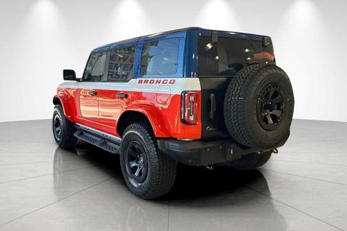 Oxford White 2026 Ford Bronco Stroppe Edition