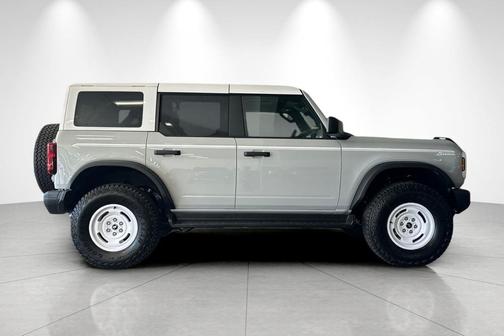 Avalanche Gray 2026 Ford Bronco Heritage Edition