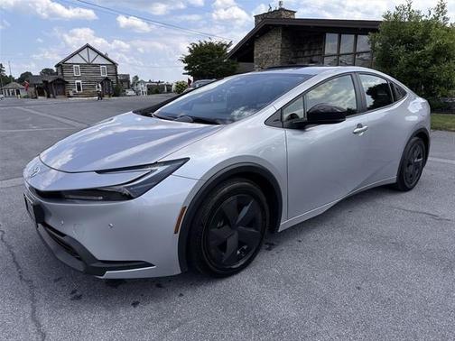 2024 Toyota Prius LE