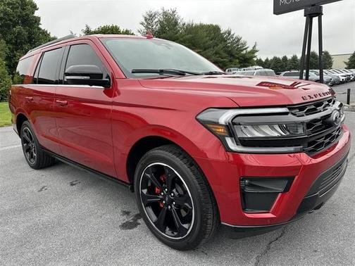 2022 Ford Expedition LIMITED w/ Stealth Performance Edition