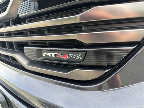 2022 GMC Sierra 1500 AT4X