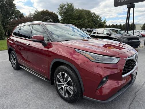 2021 Toyota Highlander XLE