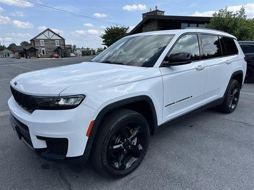 2022 Jeep Grand Cherokee L Altitude