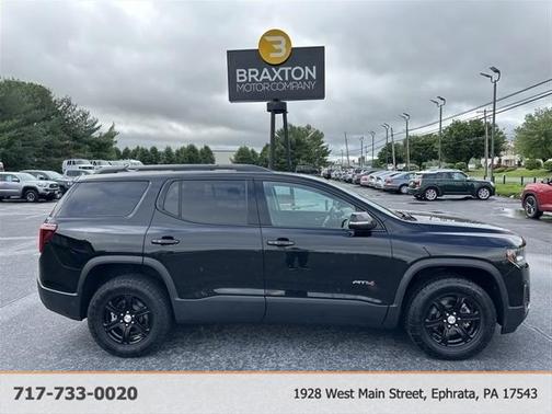 2022 GMC Acadia AT4