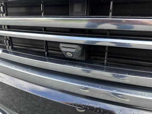 2022 GMC Acadia AT4