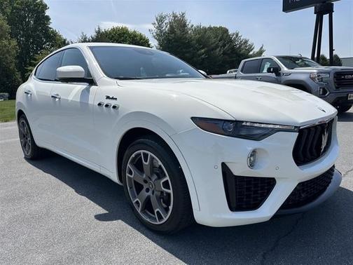 2023 Maserati Levante Modena