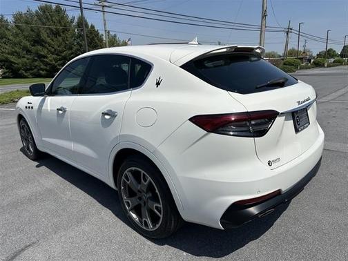 2023 Maserati Levante Modena