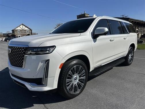 2022 Cadillac Escalade ESV Premium Luxury