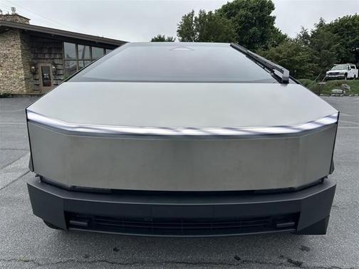 2024 Tesla Cybertruck FOUNDATION