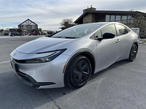 2023 Toyota Prius LE