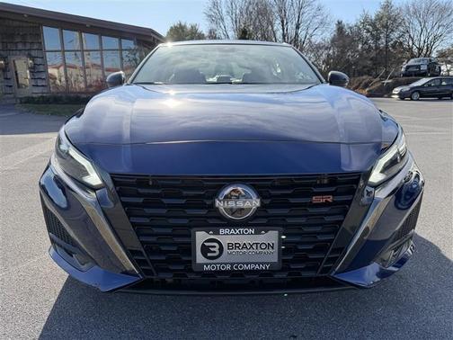 2023 Nissan Altima SR FWD