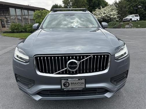 2020 Volvo XC90 T6 Momentum