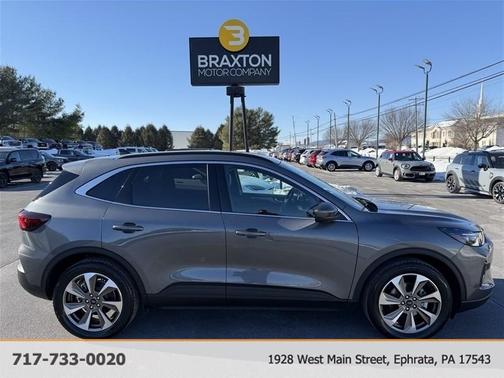 2023 Ford Escape Platinum