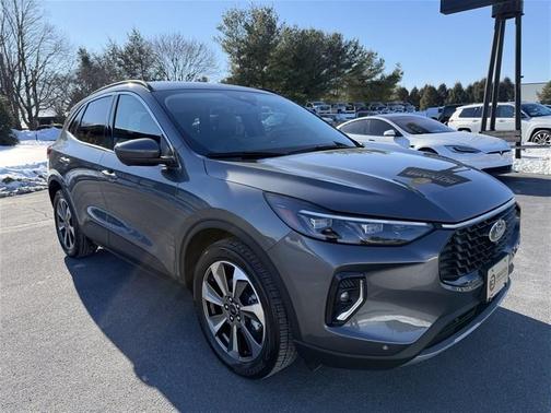 2023 Ford Escape Platinum