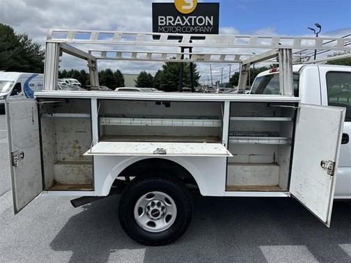 2005 GMC Sierra 2500 Work Truck