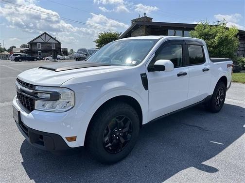 2022 Ford Maverick XL