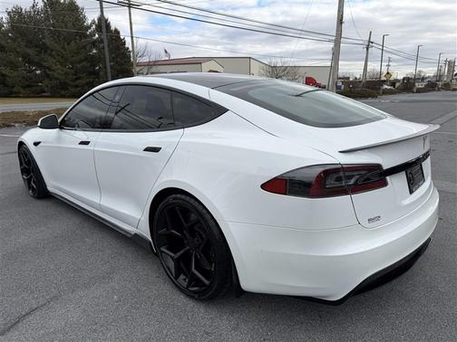 2021 Tesla Model S Plaid