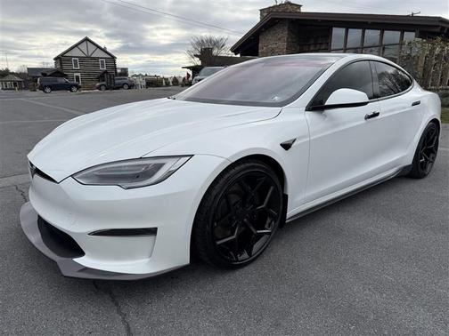 2021 Tesla Model S Plaid