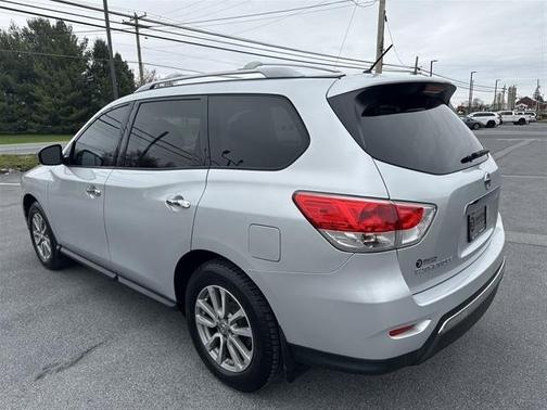 2016 Nissan Pathfinder S