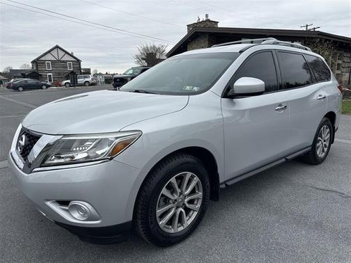 2016 Nissan Pathfinder S
