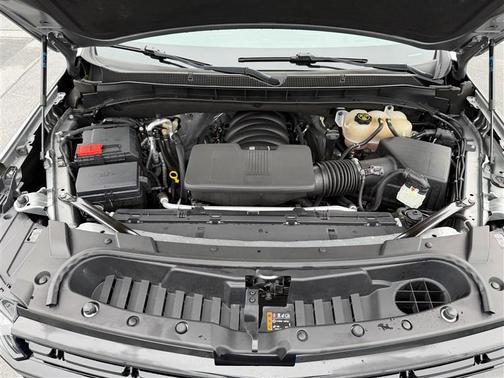 2023 Chevrolet Tahoe 4WD RST