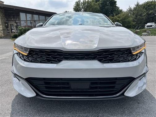 2024 Kia K5 GT LINE