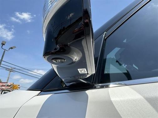 2021 INFINITI QX80 SENSORY