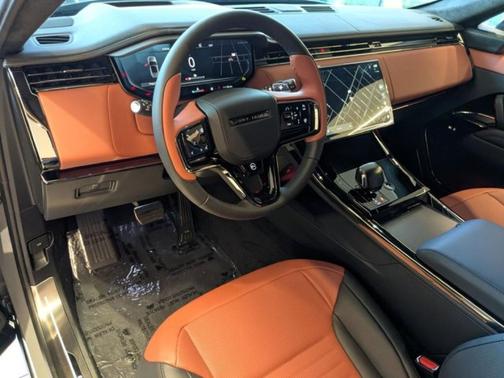 2025 Land Rover Range Rover Sport P635 SV Edition Two