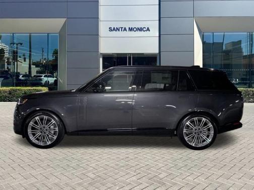 2025 Land Rover Range Rover P530 SE 7 Seat