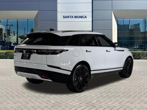 2026 Land Rover Range Rover Velar P250 Dynamic SE