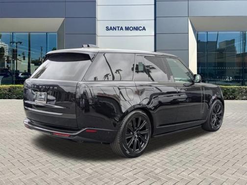 2025 Land Rover Range Rover P550e Autobiography