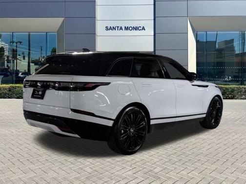 2026 Land Rover Range Rover Velar P250 Dynamic SE