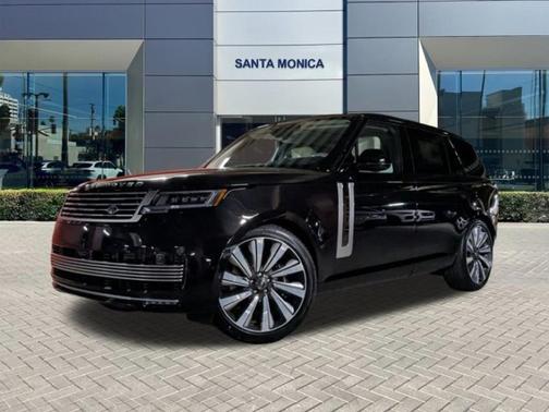 2025 Land Rover Range Rover P615 SV