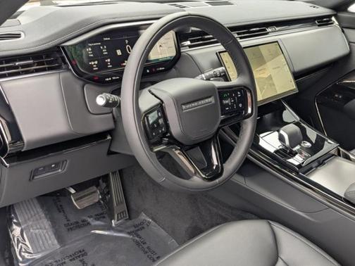 2025 Land Rover Range Rover Sport P460 Dynamic SE