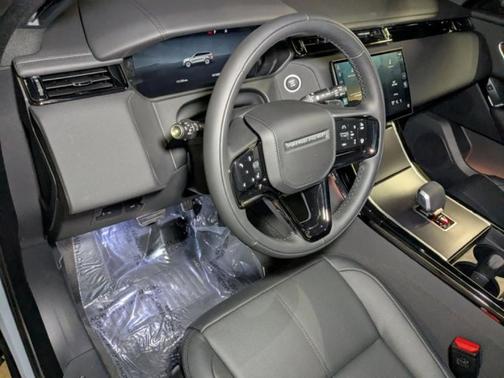 2026 Land Rover Range Rover Velar P250 Dynamic SE
