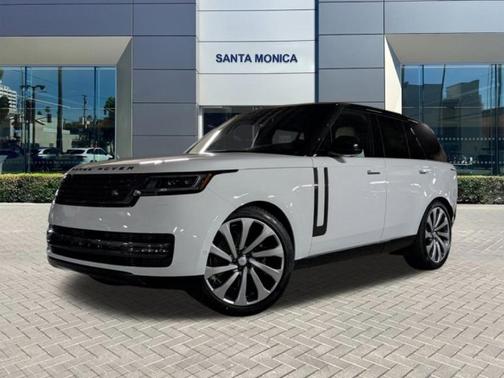 2025 Land Rover Range Rover P530 SE