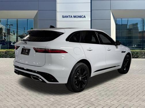 2025 Jaguar F-PACE P400 R-Dynamic S