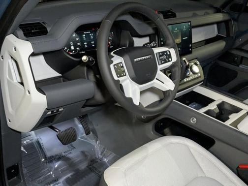 2025 Land Rover Defender P300