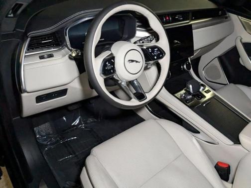 2025 Jaguar F-PACE P250 R-Dynamic S
