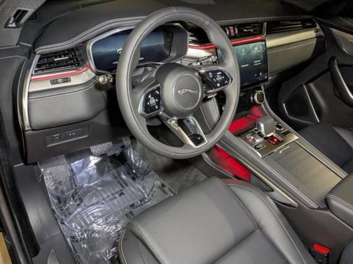 2025 Jaguar F-PACE P250 R-Dynamic S
