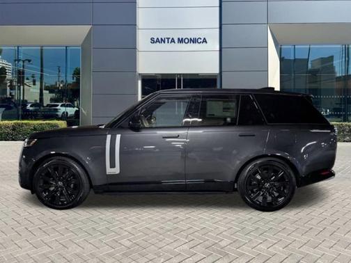 2025 Land Rover Range Rover P550e Autobiography