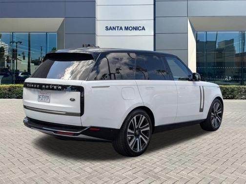 2023 Land Rover Range Rover P400 SE