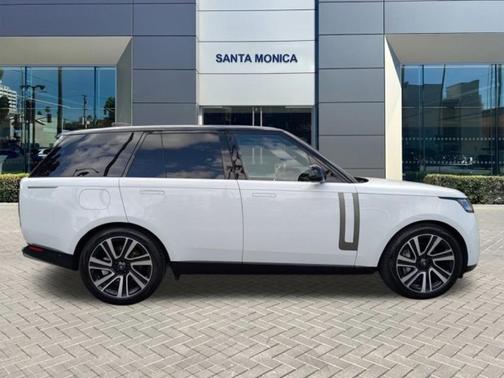 2023 Land Rover Range Rover P400 SE
