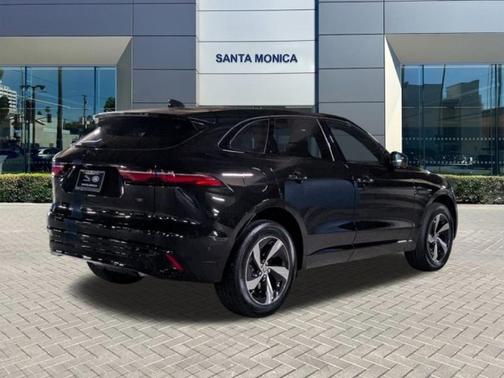 2026 Jaguar F-PACE P250 R-Dynamic S